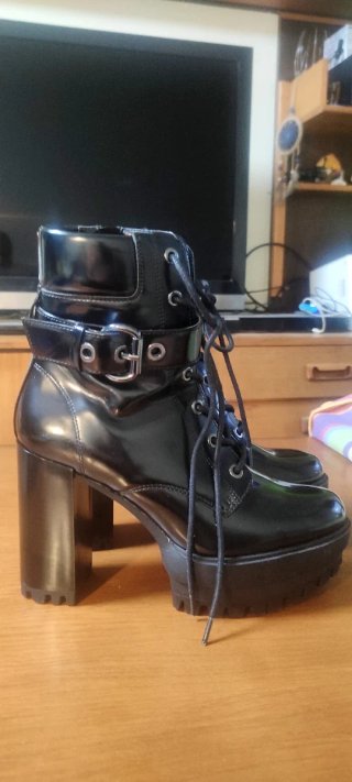 Botines Plataforma Bershka Talla 37