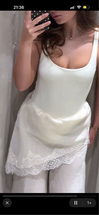 Pantalón pareo encaje Zara