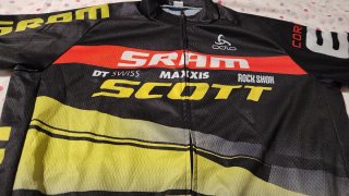 Conjunto Ciclismo Maillot y Culotte SRAM