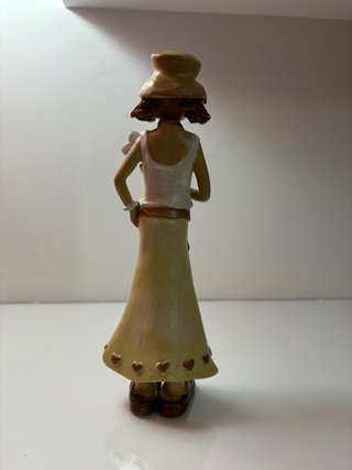 Pareja figuras cerámica flores