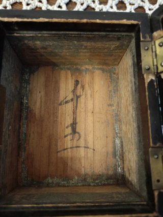 Caja de té antigua mediados siglo XIX
