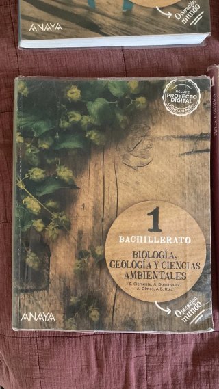 Libro de Biología, Geología y CC Amb. 1° Bachiller