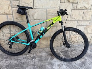 Bicicleta MTB Trek Marlin 5 29”