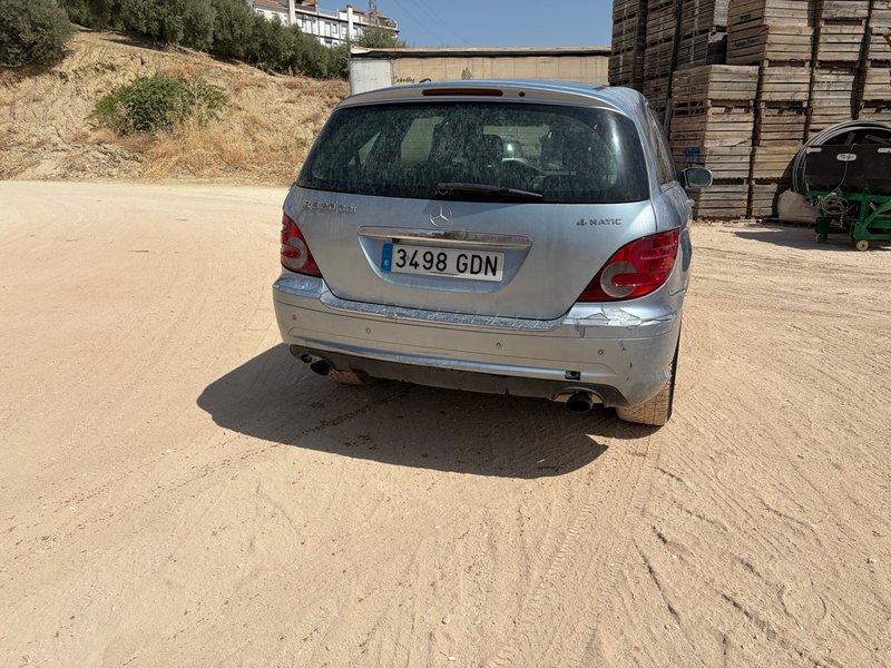 Mercedes-Benz Clase R 2008 - foto 1
