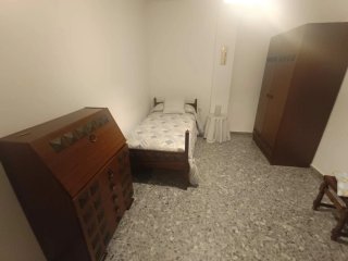 Mobiliario vintage para vivienda. Lote completo