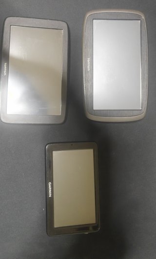 Lote 3 GPS TomTom y Garmin