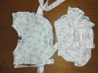 Conjunto babero y braguita bebe