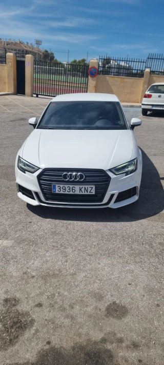 Audi A3 1.5 TFSI S line  150 CV
