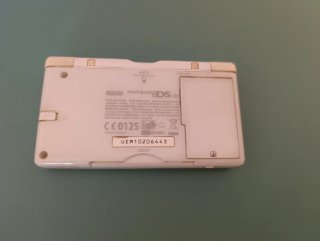 Nintendo DS Lite + Tarjeta Multijuego + 4 Juegos