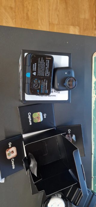 Insta360 Go Ultra negra a estrenar