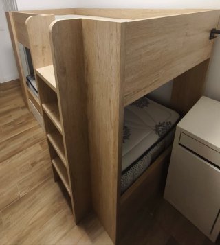 Litera de madera con cajonera
