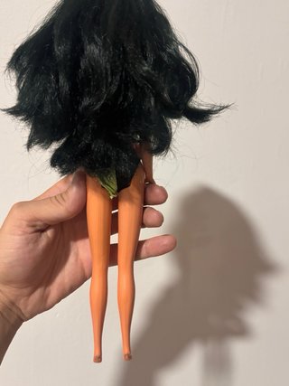 Muñeca Barbie con traje de baño