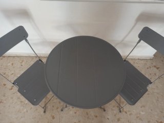 Mesa y 2 Sillas Plegables IKEA