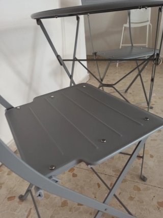 Mesa y 2 Sillas Plegables IKEA