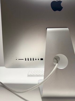 iMac 21.5 2016 8GB RAM i5