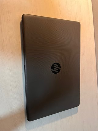 Portátil HP 250 G7 Negro/Gris