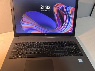 Portátil HP 250 G7 Negro/Gris