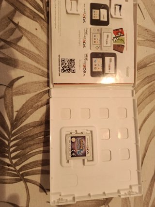 Nintendo 2DS Azul/Negra + MK 7 + Pokémon Luna