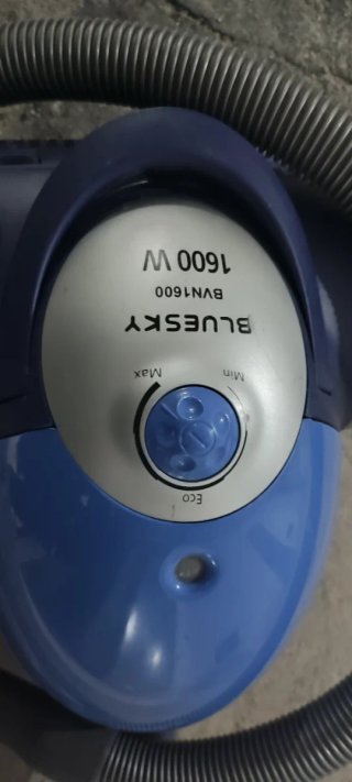 Aspiradora De Bolsa Bluesky 1600W