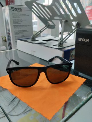 Gafas de sol Ray-Ban negras