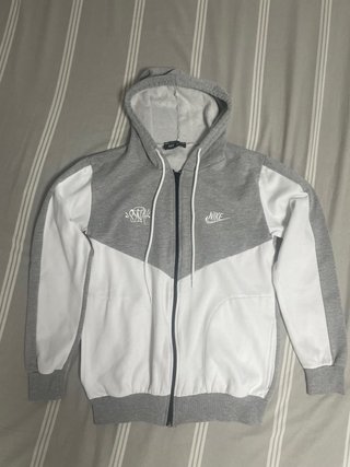 Conjunto chándal Nike gris y blanco