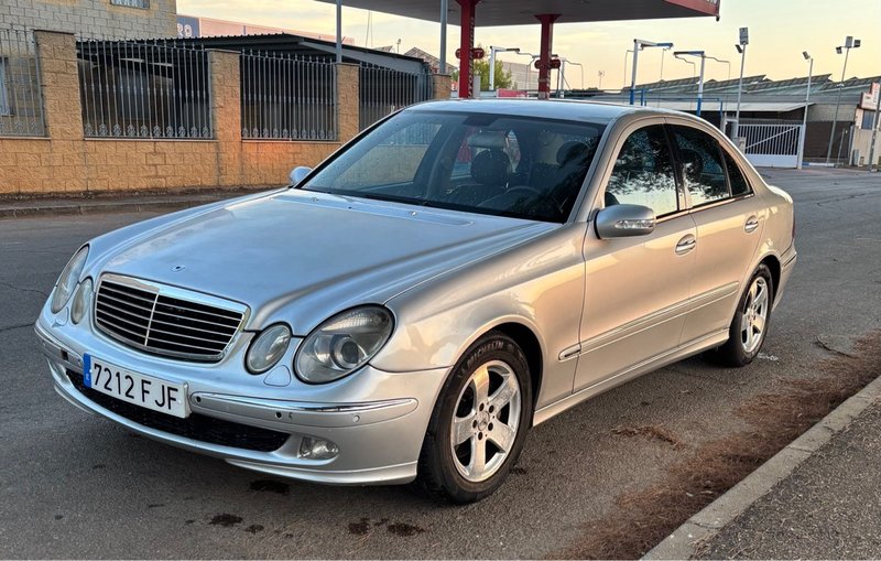 Mercedes-Benz Clase E 2003 - foto 1