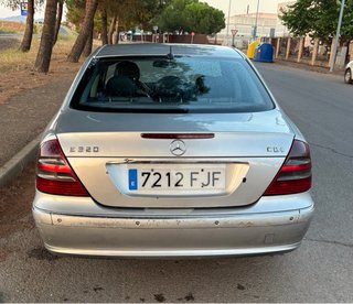 Mercedes-Benz Clase E 2003
