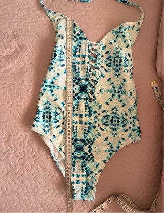 Bañador Hollister Tie-Dye Talla XS