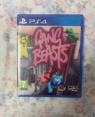 PS4 con mando y 2 juegos