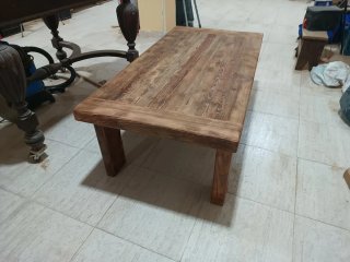 Mesa de centro rústica de madera de mobila