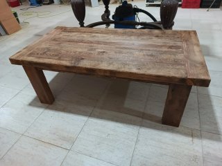 Mesa de centro rústica de madera de mobila