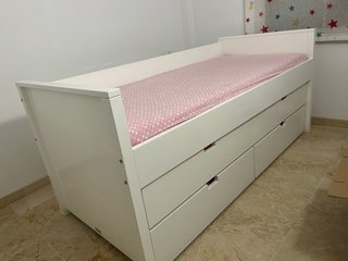 Cama nido blanca con cajones y colchones viscoelás