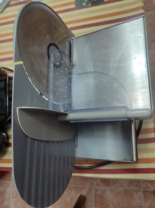 Cortafiambres plateado
