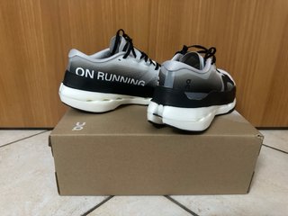 Scarpe On Running Cloudswift Nere Bianche