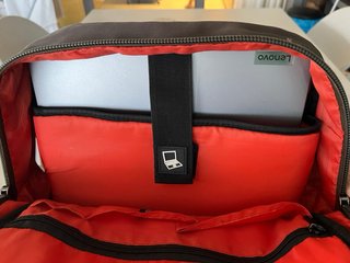 Mochila multi bolsillo con cremallera