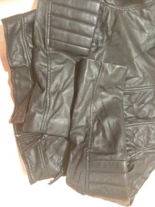 Chaqueta H&M efecto piel corta  Talla 32/XXS