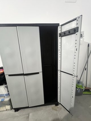 Armario resina 3 puertas