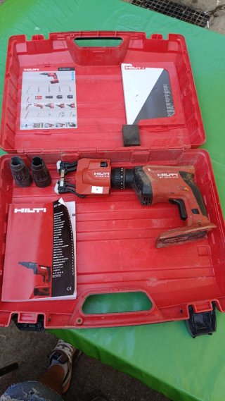 Hilti ST 1800-A22 con accesorios