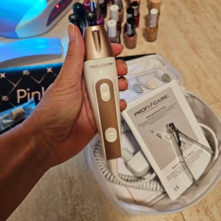 ProfiCare Manicura y pedicura, UV/LED, 25 esmaltes