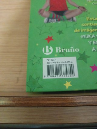 Kika súper bruja y el viaje a Mandolan