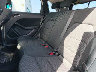 Mercedes B220d 177CV Automático · Garantía 12 m