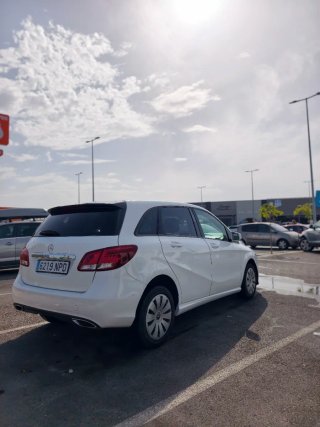 Mercedes B220d 177CV Automático · Garantía 12 m
