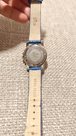Reloj Lotus Mujer Azul y Plateado