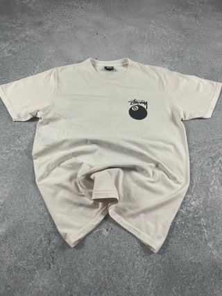 Camiseta Stüssy 8 Ball Rosa Claro