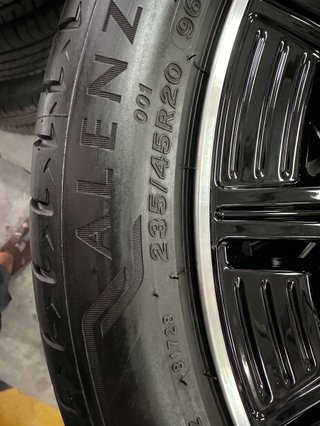 Llantas Originales Mercedes AMG 20 + Neumáticos