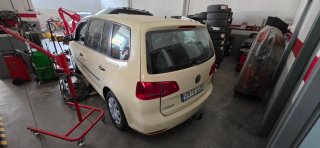 Volkswagen Touran 2013