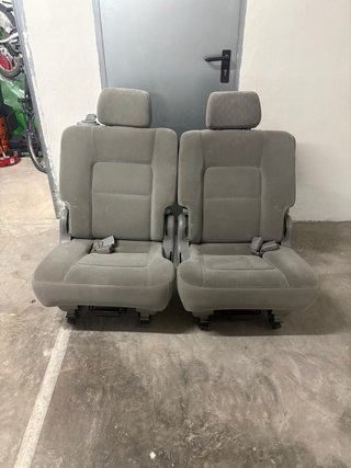 Asientos traseros Kia Carnival