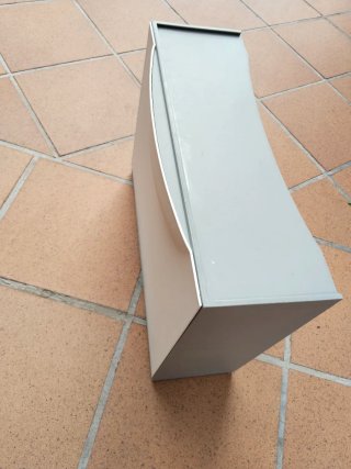 Zapatero plástico gris y blanco
