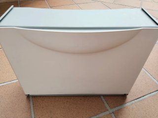 Zapatero plástico gris y blanco
