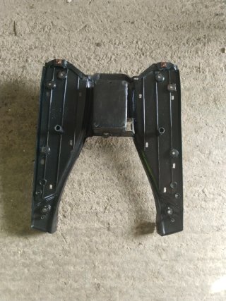 Suelo Reposapiés Aprilia SR 50